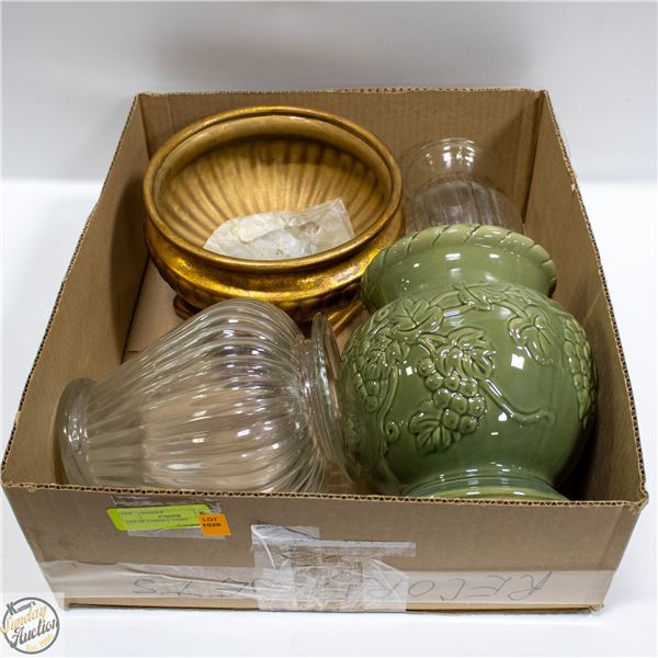 LOT OF VARIOUS VASES