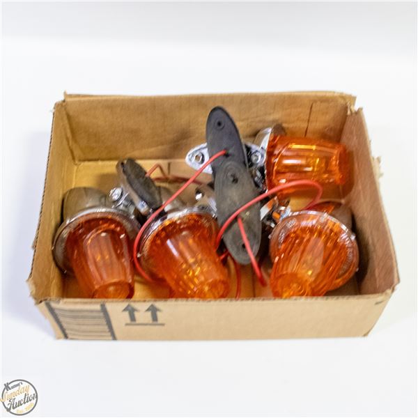 1980 CAB LIGHTS MADE BY INTERNATION ALL WORKING