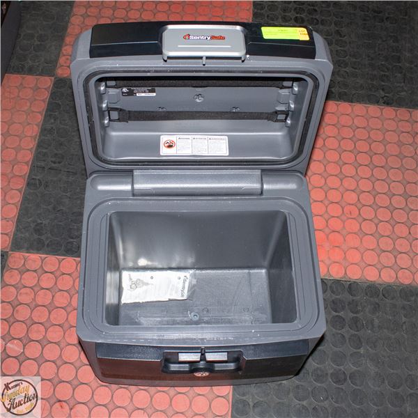 SENTRY SAFE WITH KEY INSIDE FIRE PROOF H-14.5"