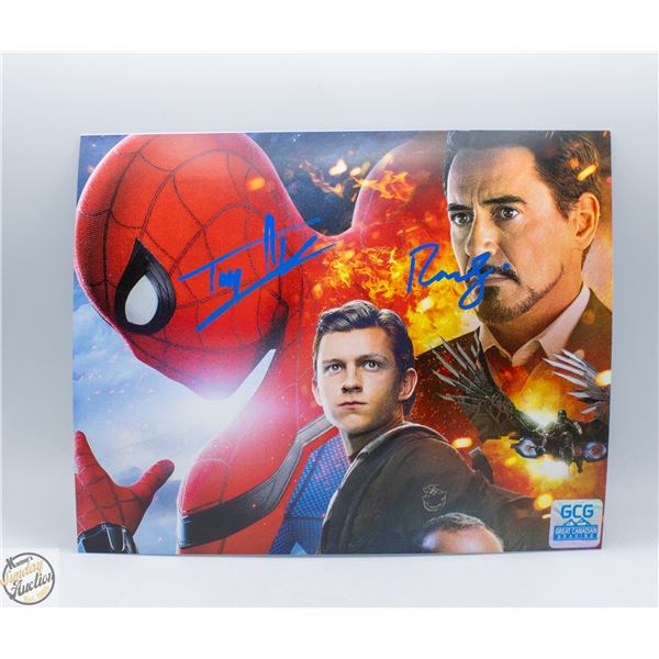 SIGNED TOM HOLLAND & ROBER DOWNEY JR - SPIDER-MAN