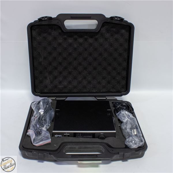 WIRELESS MICROPHONE RECEIVER