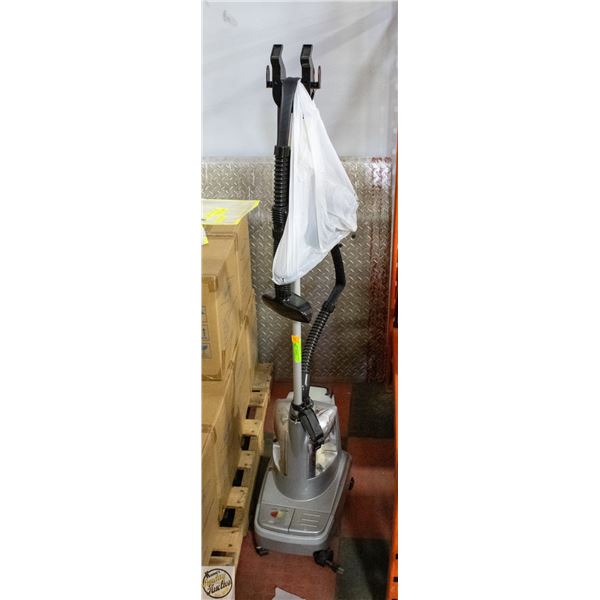 CONAIR CLOTHING STEAMER