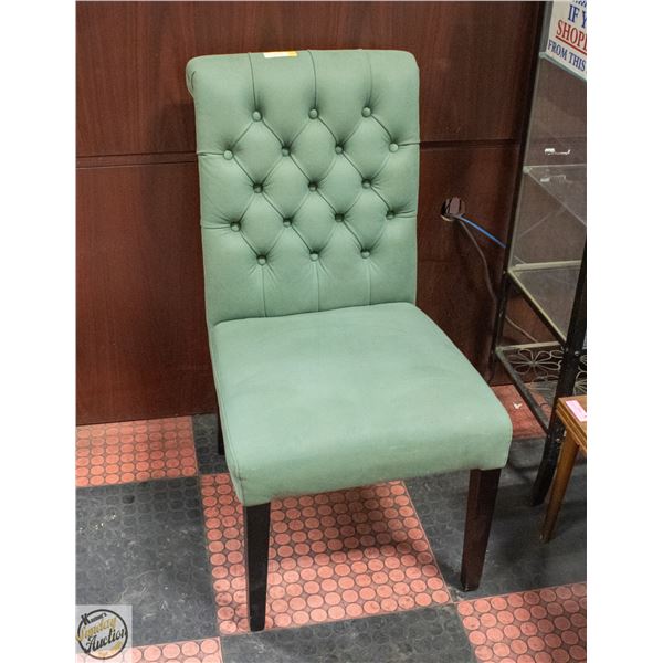 GREEN ACCENT CHAIR