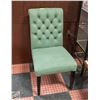 Image 1 : GREEN ACCENT CHAIR
