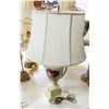 Image 1 : VINTAGE VICTORIAN STYLE LAMP WITH HAND PAINTED