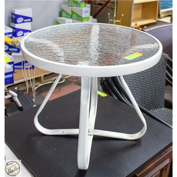 WHITE MINI PATIO TABLE 17" TALL