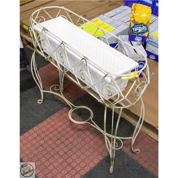 WHITE OUTDOOR PLANT STAND