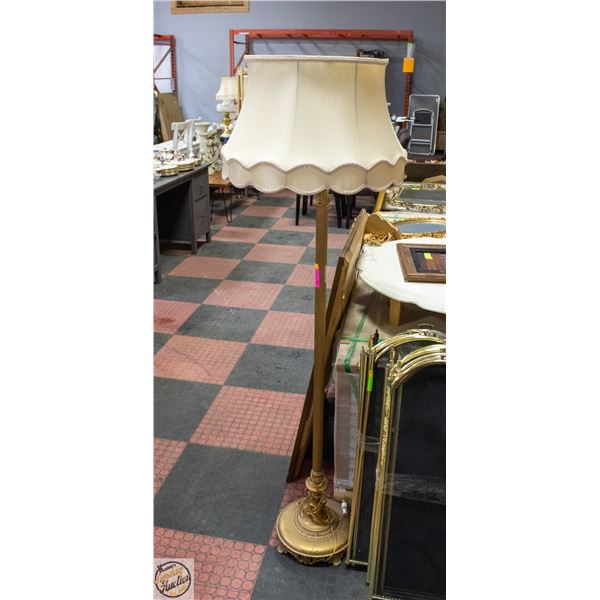 VINTAGE GOLD GILTED ORNATE STANDING LAMP