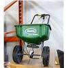Image 1 : SCOTTIES GREEN FERTILIZER SPREADER