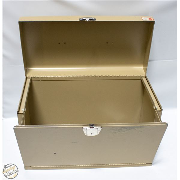 VINTAGE METAL FILE STORAGE CASE 12"X17"X8"