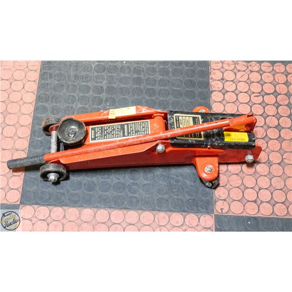 CANADIAN TIRE HYDRAULIC TROLLEY JACK MODEL 0