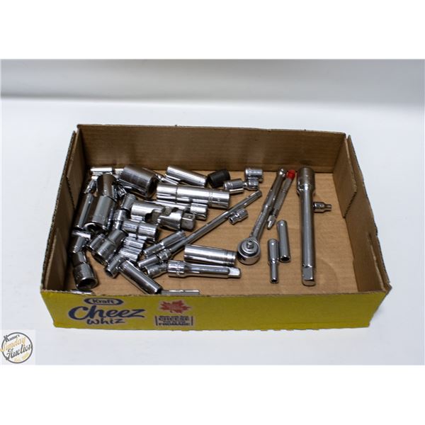 FLAT OF SURPLUS SOCKETS WITH DRIVER AND