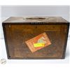 Image 1 : VINTAGE WOODEN TOOL BOX