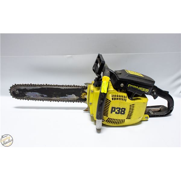 VINTAGE PIONEER CHAINSAW P38 MIXTURE GAS POWERED