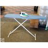 Image 1 : IRONING BOARD WITH IRON