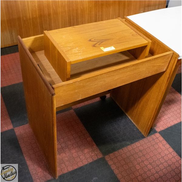 7 PCS ESTATE FURNITURE LOT INCLUDES 6 WHITE PAINT