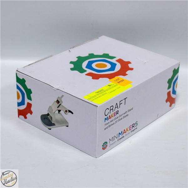 GLUE GUN+STAND W/20 COLOURED GLUE STICKS WITH