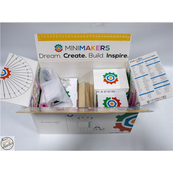 MINIMAKERS MONTHLY KIT INCLUDES GLUE GUN, STAND,