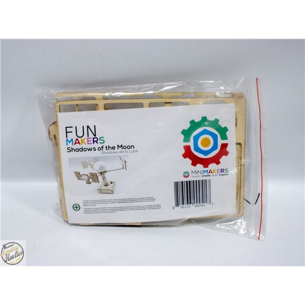 SHADOWS OF THE MOON MINIMAKERS CRAFT KIT