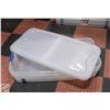 Image 1 : 2 X 62 LITRE 39 1/2 X 20 1/4 X 7 H STORAGE BINS ON