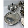 Image 5 : Stainless Steel Serving Set