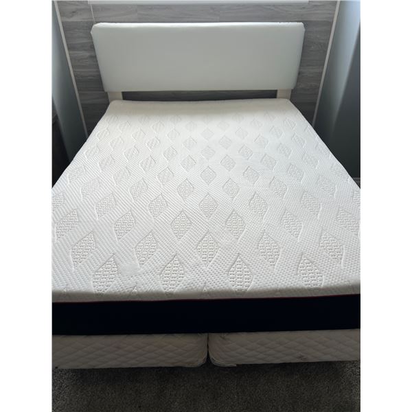 Dormeo Octaspring Queen Mattress & Bed Frame