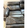 Image 5 : Man Wah Faux Leather Couch