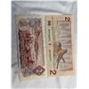 Image 3 : Canadian Two Dollar Banknotes