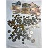 Image 1 : International Coins & Currency