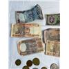 Image 2 : International Coins & Currency
