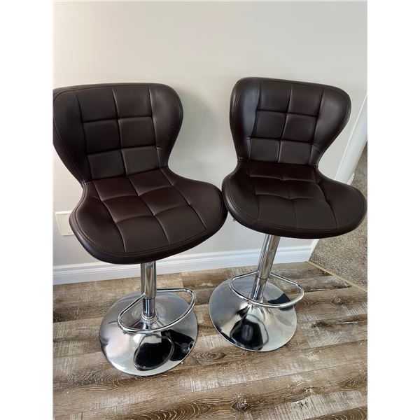 Swivel Bar Stools