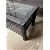 Image 2 : Wicker Patio Bench & Table