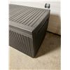 Image 2 : Keter Patio Storage Bench