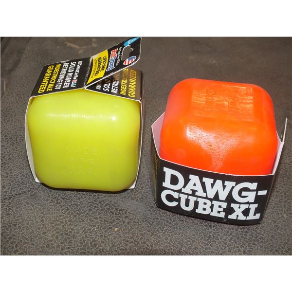 2 Dog Toys
