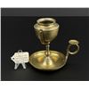 Image 2 : 19th Century Brass Whale Oil Gimbaled Lamp