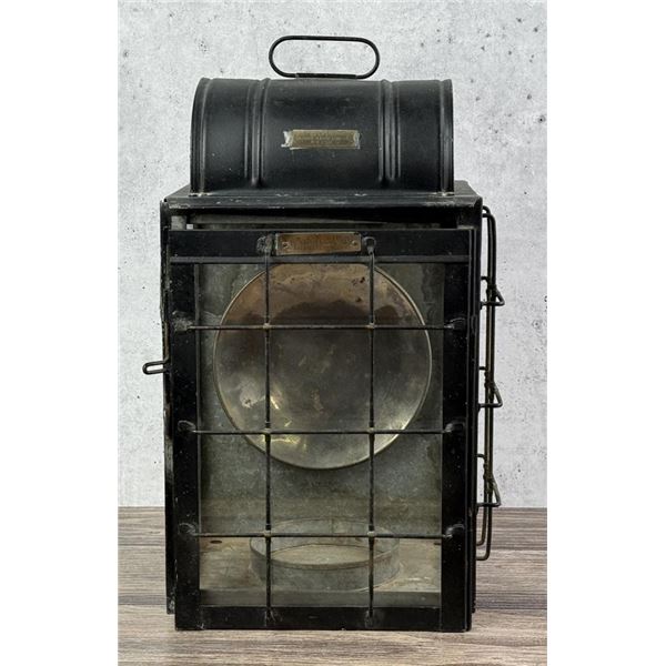 National Marine Lamp Co Bulkhead Pier Slip Light