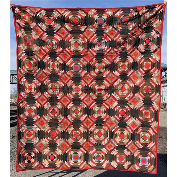 1870s Pennsylvania Log Cabin Pineapple Quilt