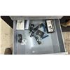 Image 10 : SMITHY GRANITE 1324-I INDUSTRIAL LATHE ON 5 DRAWER STORAGE STAND - 180 VOLTS, 7.5 AMPS, 1.5 HP