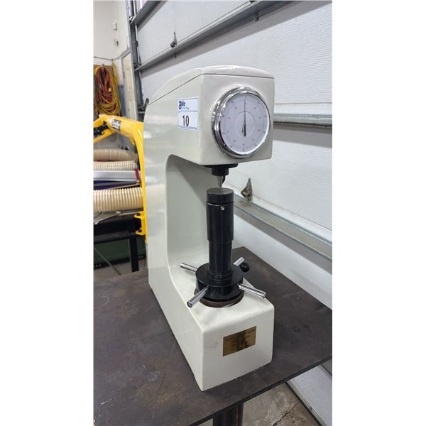 ROCKWELL HARDNESS TESTER HR-150A