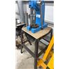 Image 3 : 3 TON ARBOR PRESS ON STAND