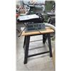 Image 4 : DELTA 4" BELT/ 6" DISC SANDER ON STAND