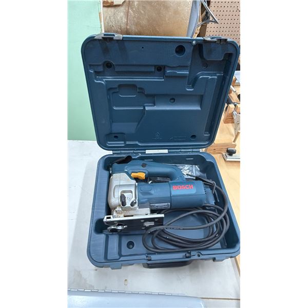 BOSCH JIGSAW WITH CASE & BLADES