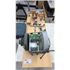 Image 1 : TORMEK SUPERGRIND 2000 WATER COOLED GRINDING MACHINE FOR EDGE TOOLS WITH ASSORTED CLAMPS &