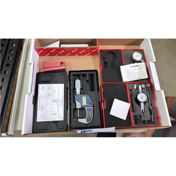 ASSORTED PRECISION TOOLS INCLUDING; STARRETT GAUGE, MITUTOYO DIGITAL MICROMETER & MORE