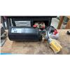 Image 1 : HYDRAULIC PUMP WITH REMOTE - 12 VOLTS, 210 AMPS, 2600 RPM