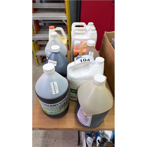 ASSORTED BOTTLES OF LIQUIDS INCLUDING; WAY LUBRICANT, COOLANT KING HEAVY DUTY SOLUBLE OIL METAL