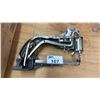 Image 1 : BENCH LEATHER SEWING MACHINE