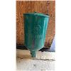 Image 1 : METAL BIRD SEED DISPENSER