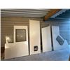 Image 1 : 80.5 INCH LONG AND 26 INCH DEEP. +67.5 INCHES LONG AND 26 INCH DEEP. CORIAN COUNTERTOP.
