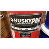 Image 4 : HUSKY PRO VT6314O2AJ RED 60 GALLON VERTICAL INDUSTRIAL AIR COMPRESSOR